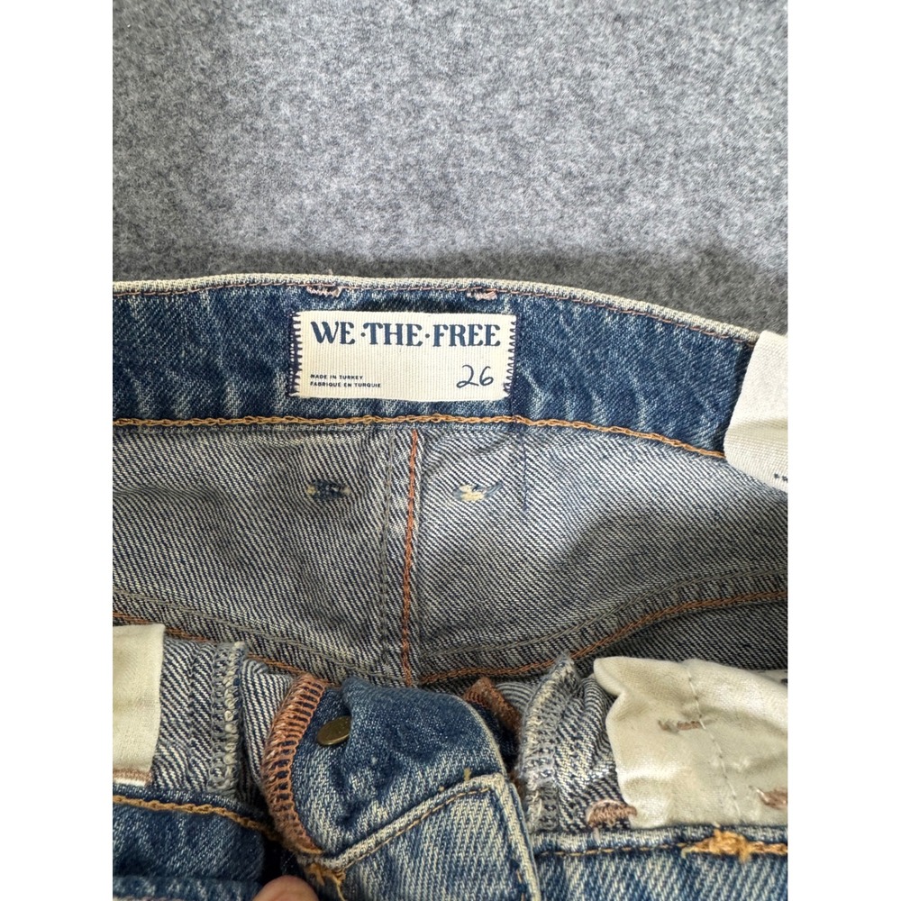 We The Free Final Countdown Low Rise Cuffed Boyfriend Jeans Blue 26 - Picture 7 of 10
